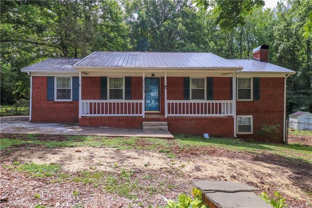 4314 Forestwood Drive, Greensboro, NC 27405 Main Photo