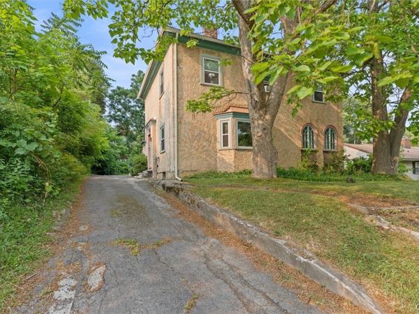 117 Claire Road, Syracuse, NY 13214