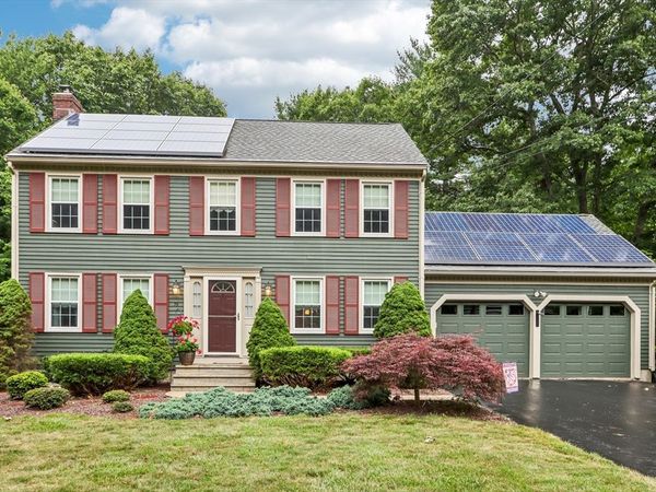 59 Oxford Dr, Franklin, MA 02038