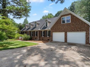 204 Raindrop Court, Raleigh, NC 27615