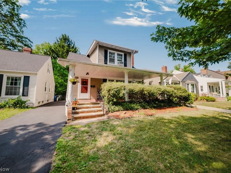 3537 E Scarborough Road, Cleveland Heights, OH 44118 Photo 1