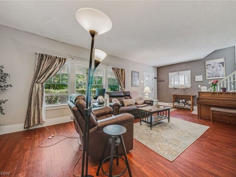 3537 E Scarborough Road, Cleveland Heights, OH 44118 Photo 10
