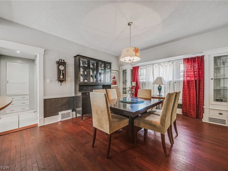 3537 E Scarborough Road, Cleveland Heights, OH 44118 Photo 11