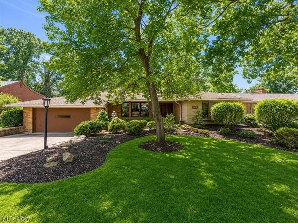 6125 Hillside Road , Independence, OH 44131