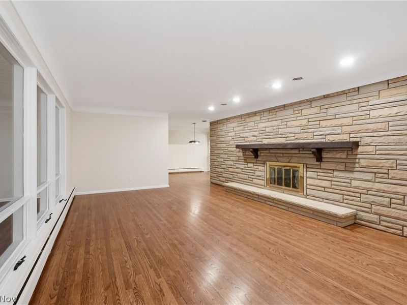 6125 Hillside Road, Independence, OH 44131 Photo 4