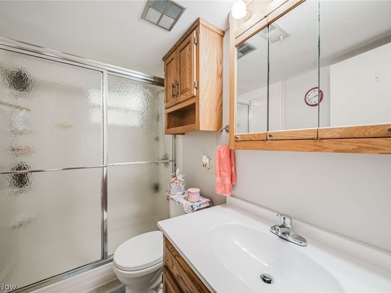 33721 Henwell Road, Columbia Station, OH 44028 Photo 15