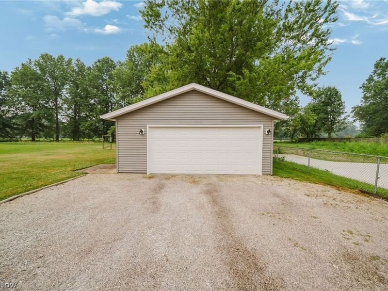 33721 Henwell Road, Columbia Station, OH 44028 Photo 31