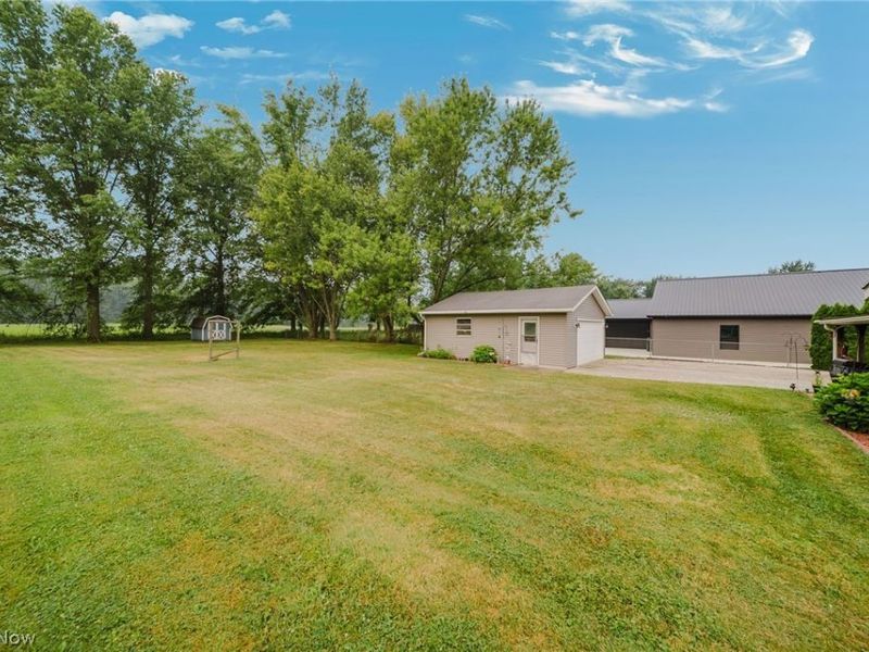 33721 Henwell Road, Columbia Station, OH 44028 Photo 32