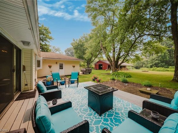 5824 Hartneck Road , Valley City, OH 44280