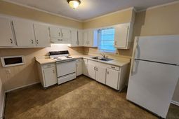 429 Green Tree Circle  photo 4