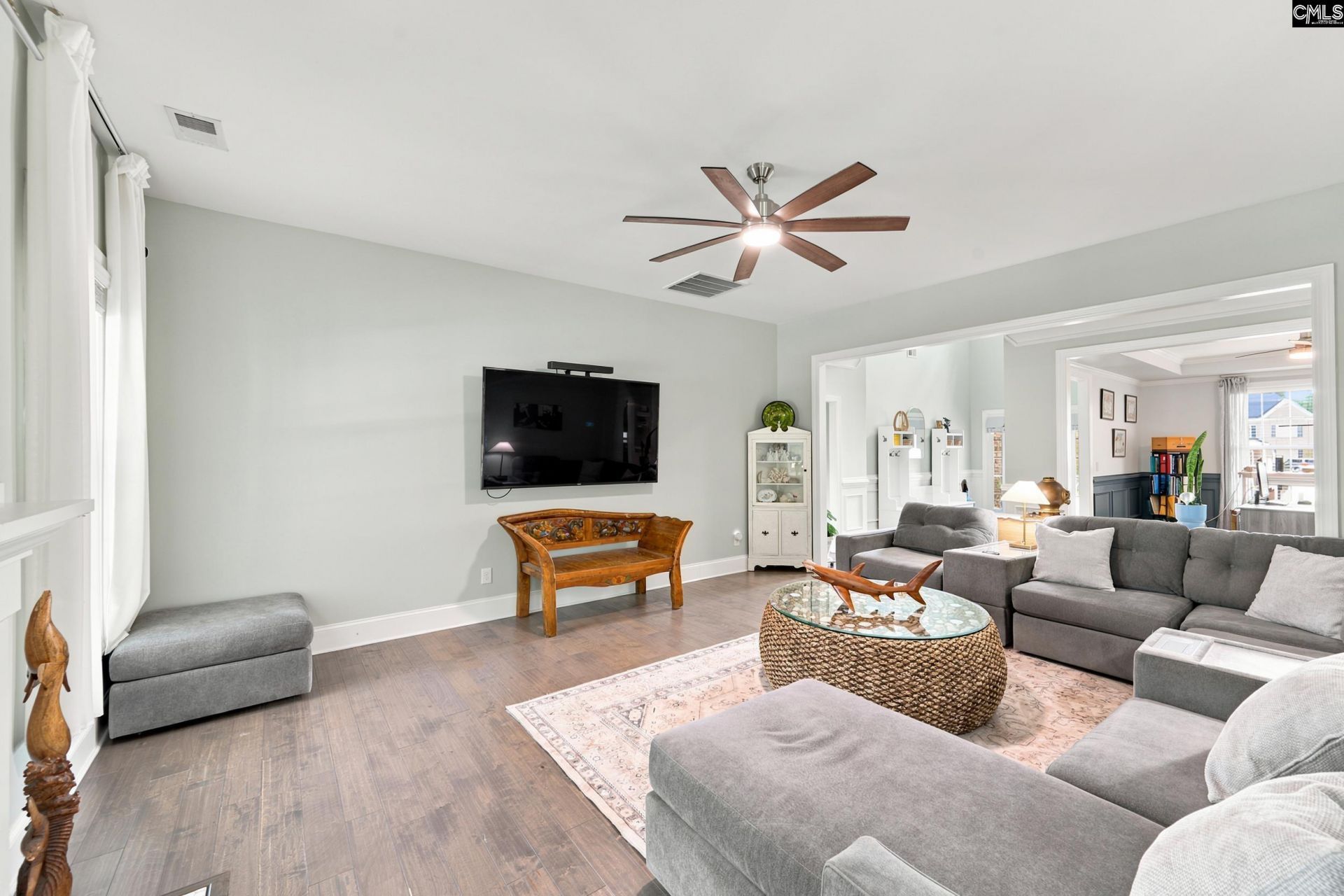 418 Hideaway Court  Photo 8