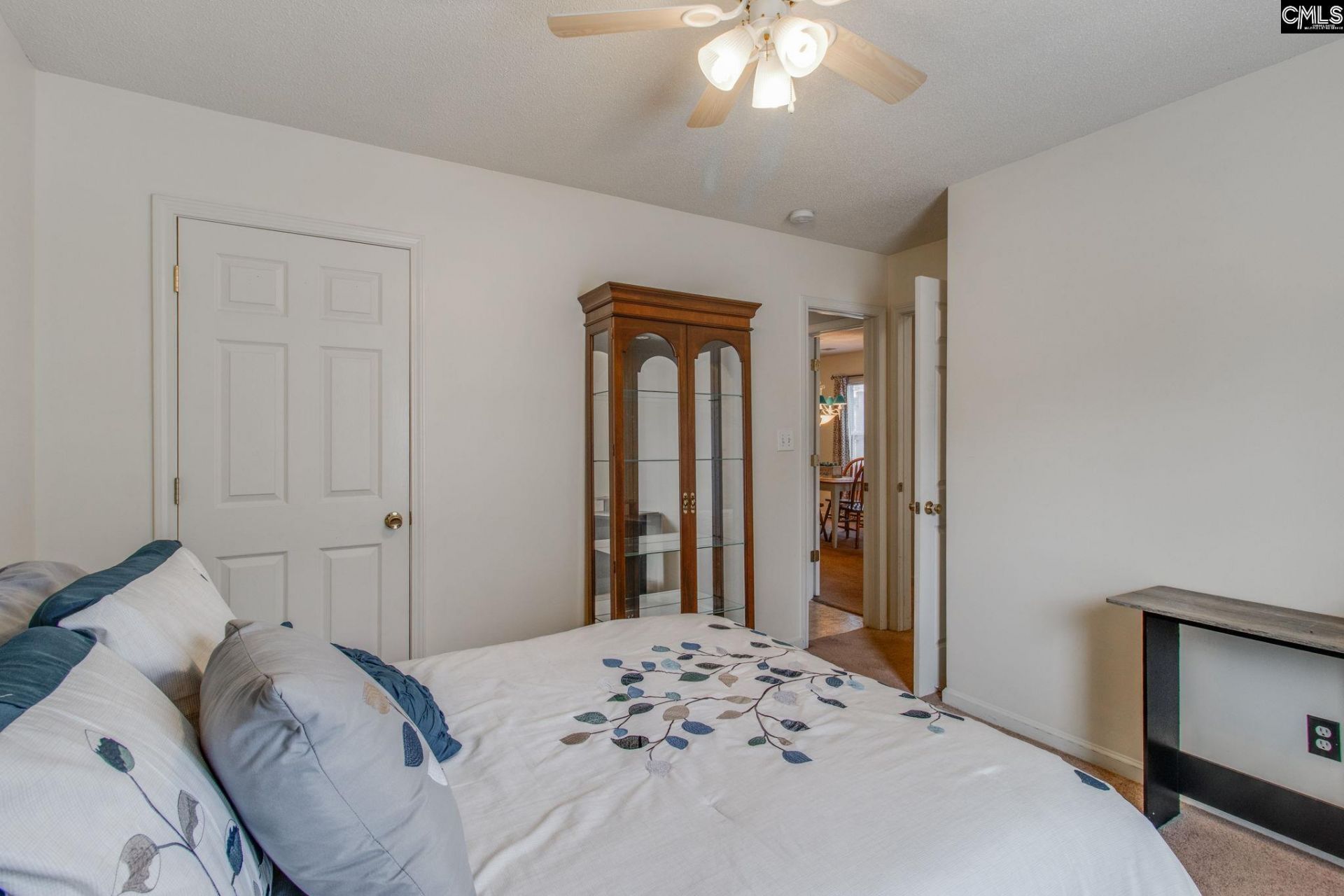 145 Thorn Tree Lane Photo 14