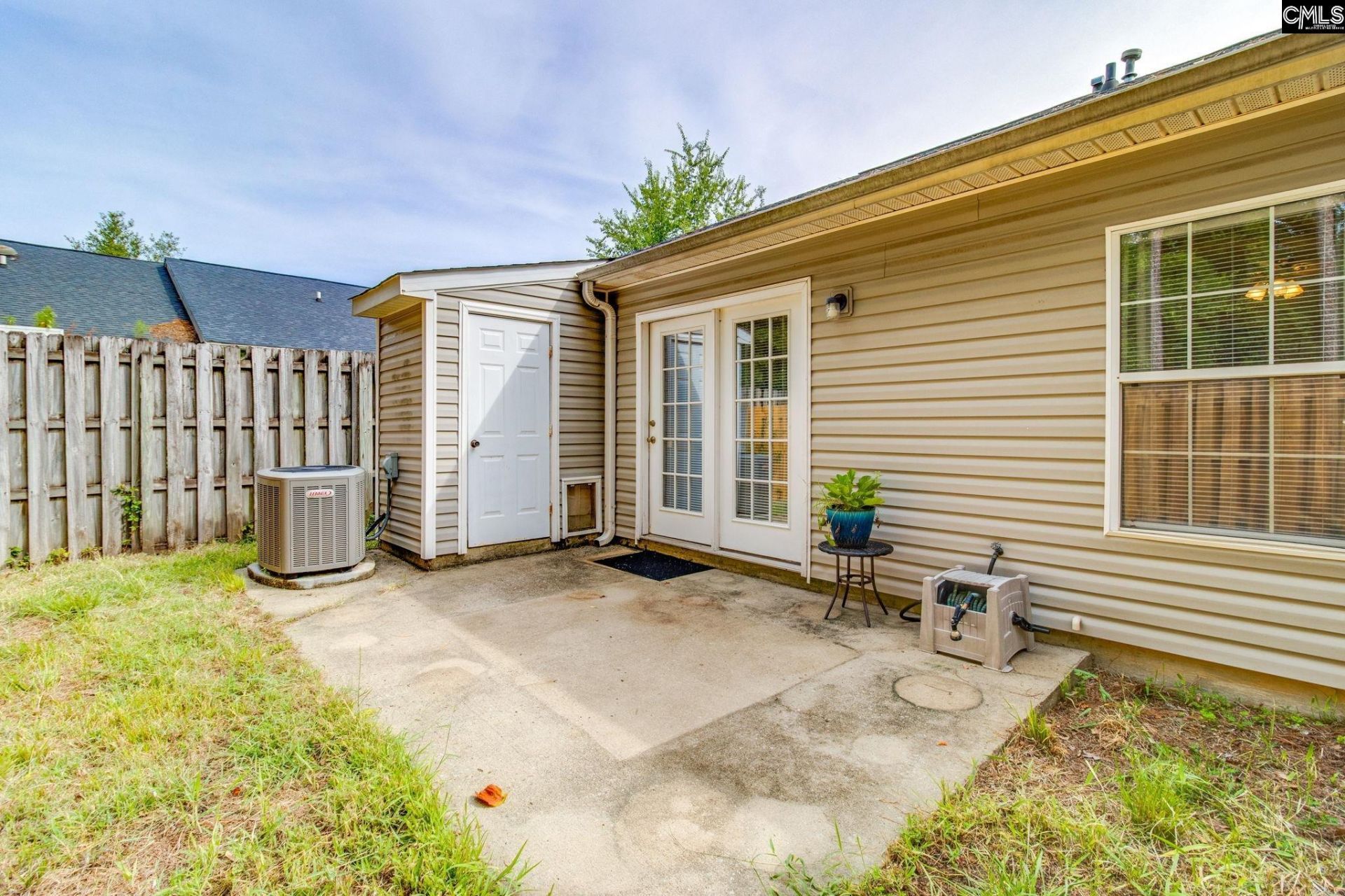 145 Thorn Tree Lane Photo 17