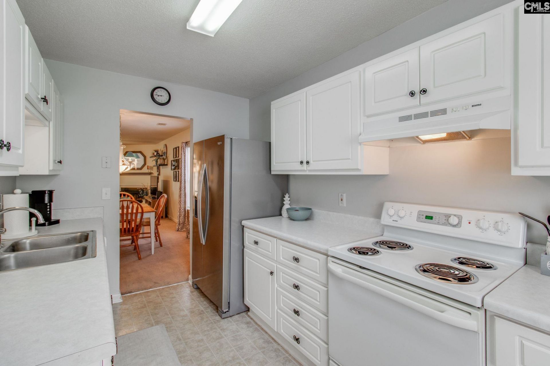 145 Thorn Tree Lane Photo 5