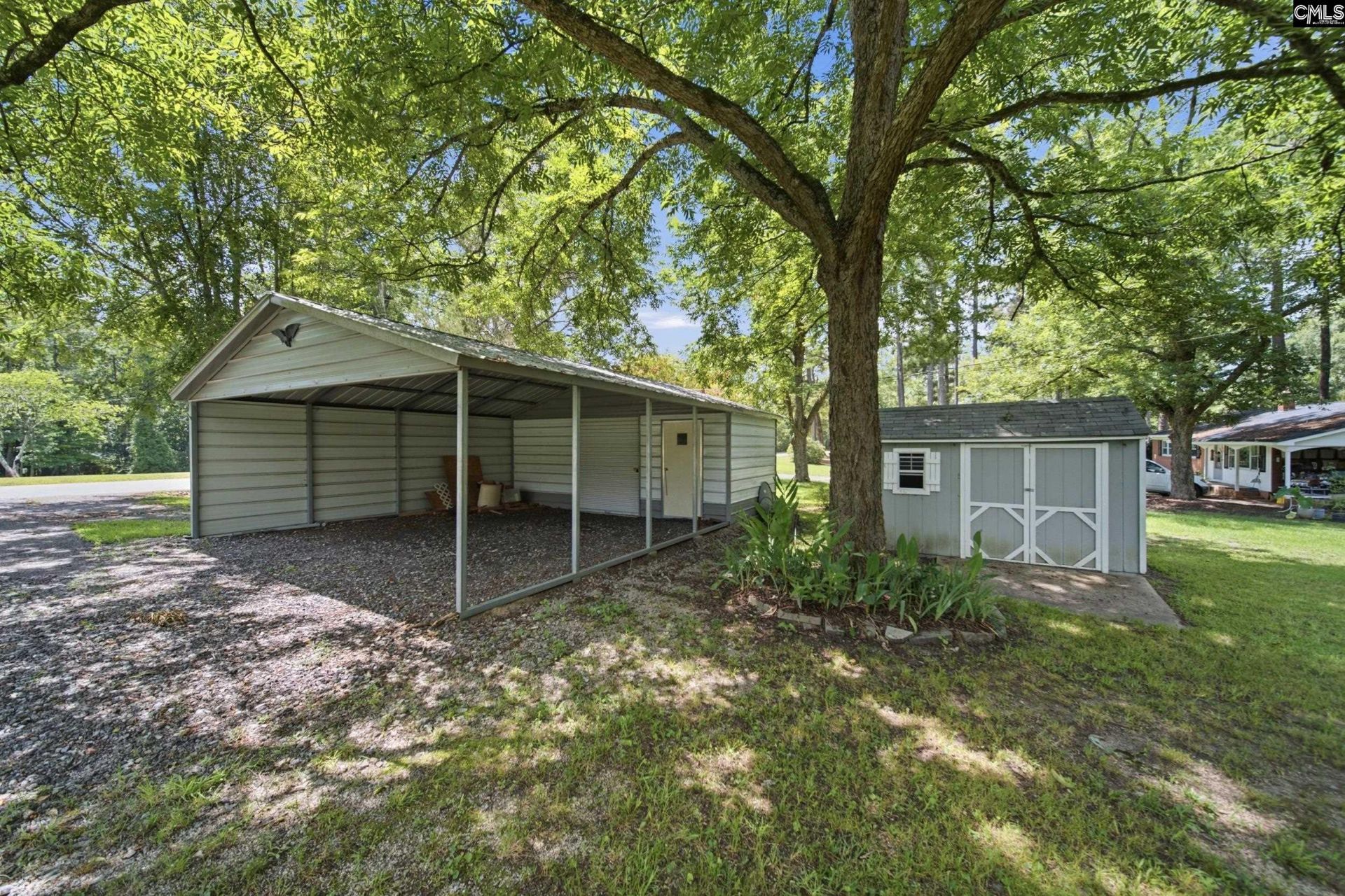 7033 E Peach Road  Photo 4