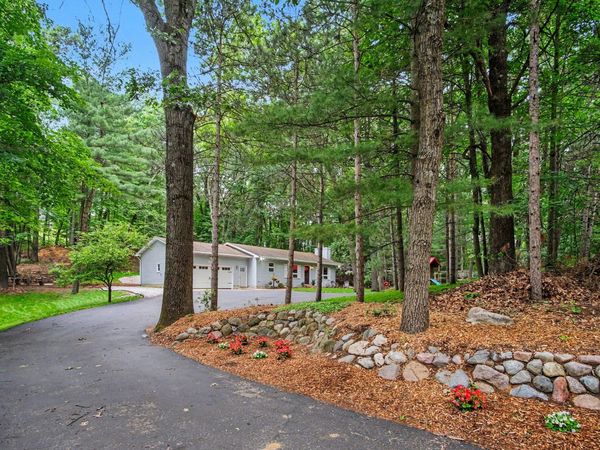 6069 Stout Creek Avenue NE, Belmont, MI 49306