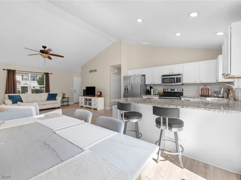 6239 Greenview Trail , North Ridgeville, OH 44039 Photo 18