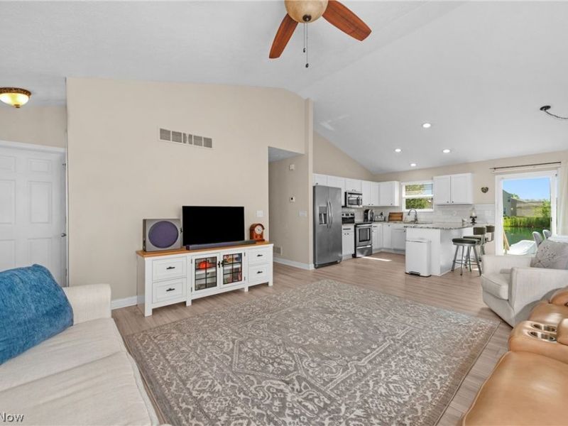 6239 Greenview Trail , North Ridgeville, OH 44039 Photo 6