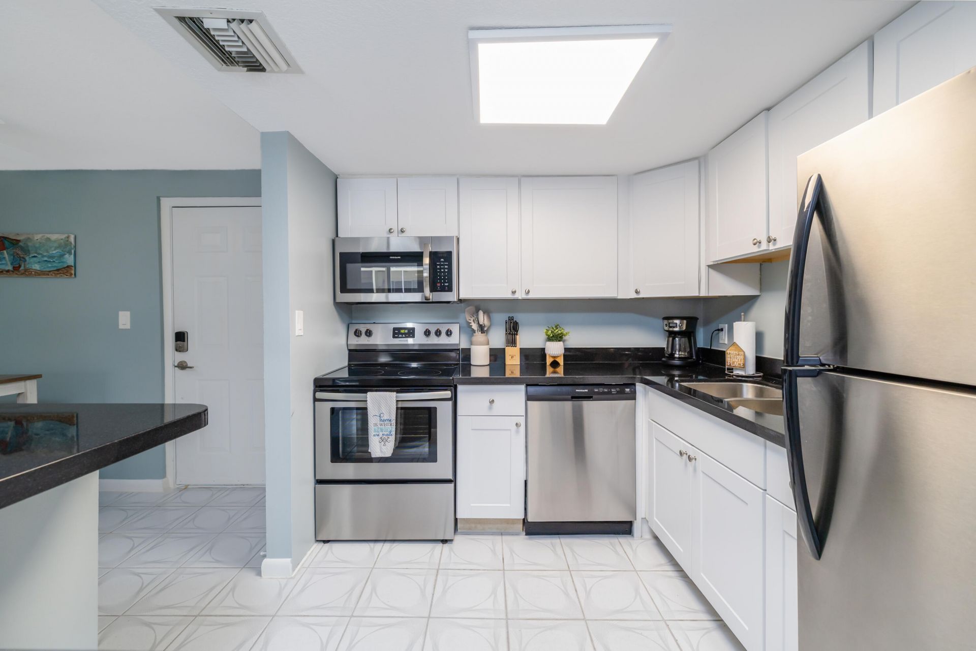 107 Avenue D, Unit APT 201, Marathon, FL 33050 Photo