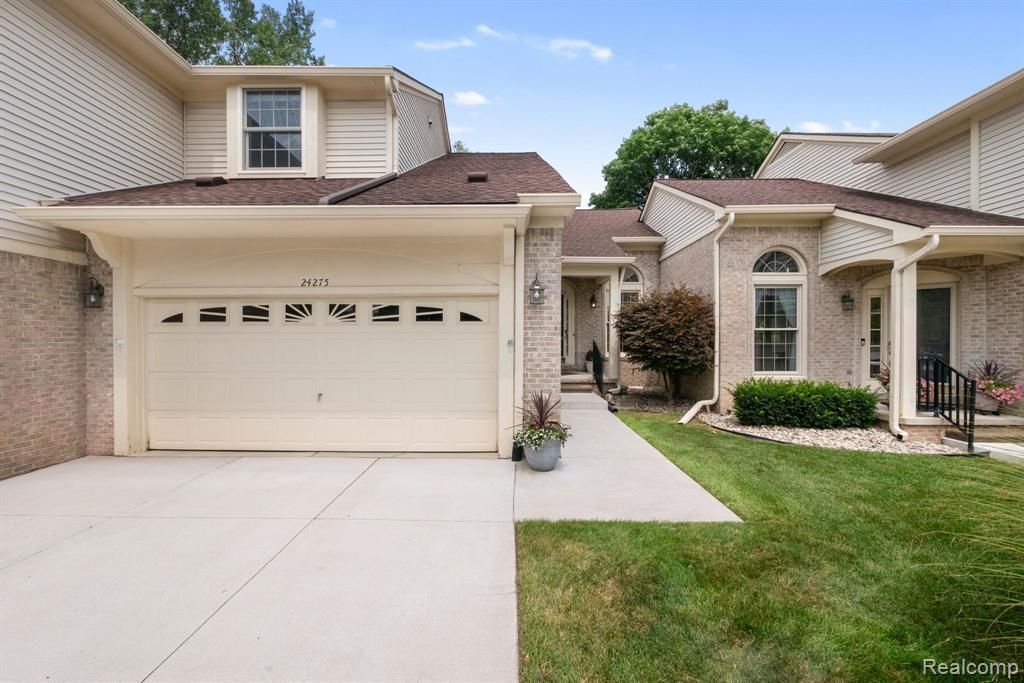 24275 Weathervane Court, Novi, MI 48374 Main Photo