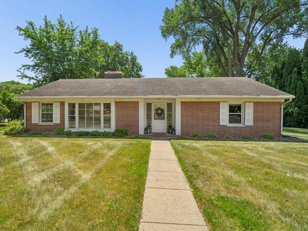 N7187 Winnebago DRIVE, Fond Du Lac, WI 54935