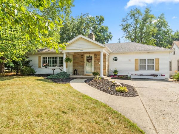 916 Midway Drive, Auburn, IN 46706
