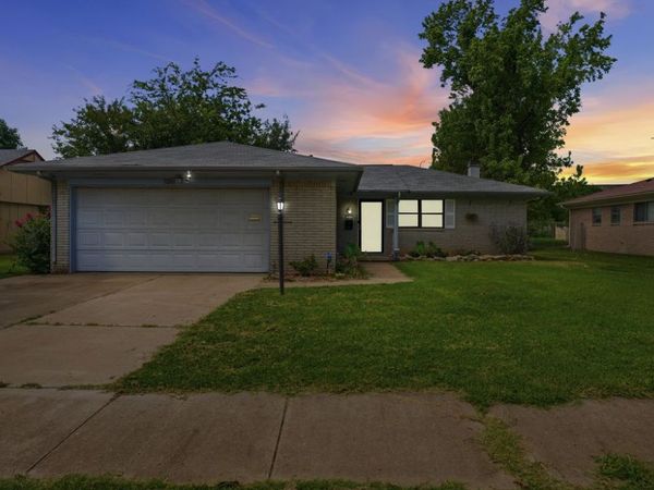 3830 S 82nd East Avenue , Tulsa, OK 74145