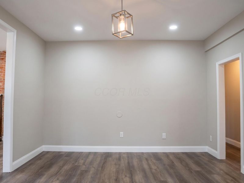 1052 Forest Avenue, Columbus, OH 43206 Photo 11