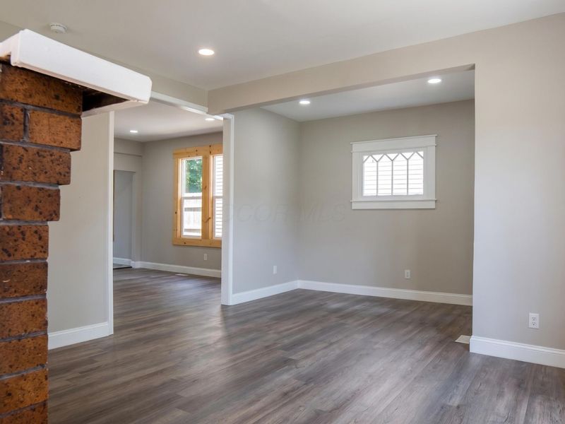 1052 Forest Avenue, Columbus, OH 43206 Photo 14