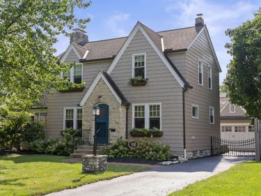 1845 Andover Road, Upper Arlington, OH 43212