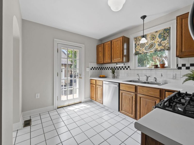 1845 Andover Road, Upper Arlington, OH 43212 Photo 25