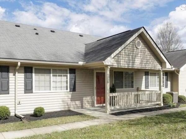 240 Wildwood Court , Heath, OH 43056