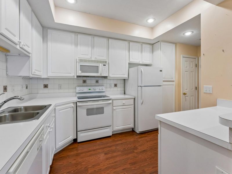 441 Charles Spring Drive , Powell, OH 43065 Photo 8