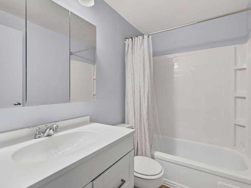 2519 Burgandy Lane, Unit A, Columbus, OH 43232 Photo 24