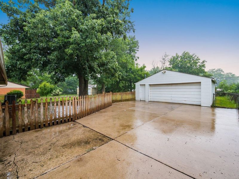 5527 Oslo Drive, Westerville, OH 43081 Photo 2