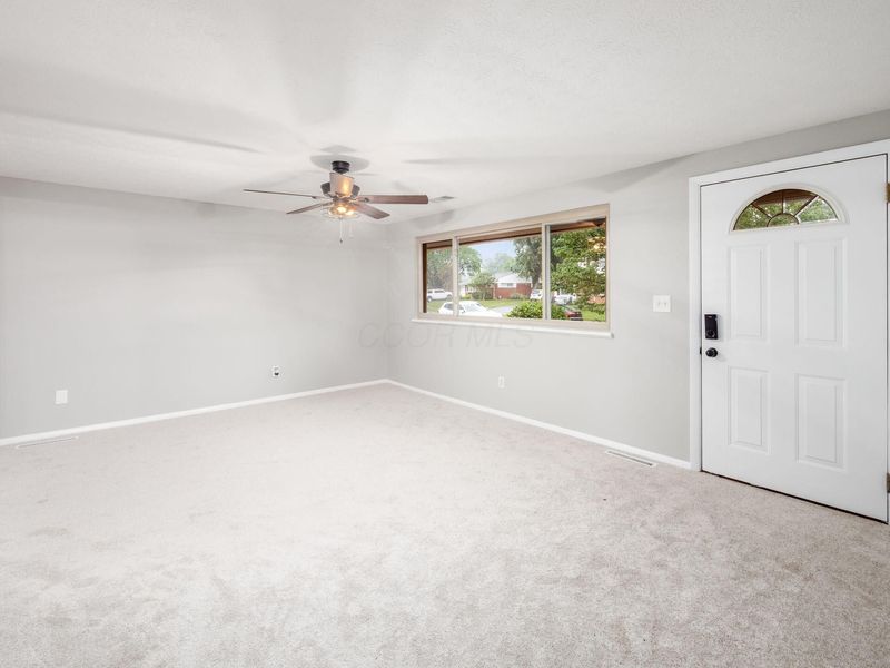 5527 Oslo Drive, Westerville, OH 43081 Photo 4