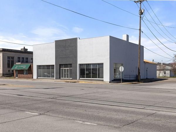 601 LAFAYETTE AVENUE, Moundsville, WV 26041