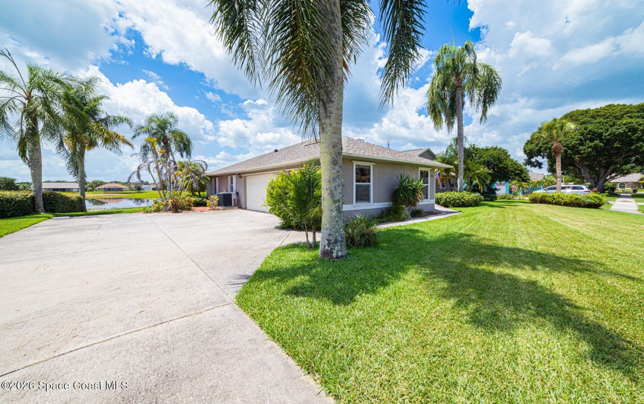211 Lake Shore Drive , Merritt Island, FL 32953 Photo