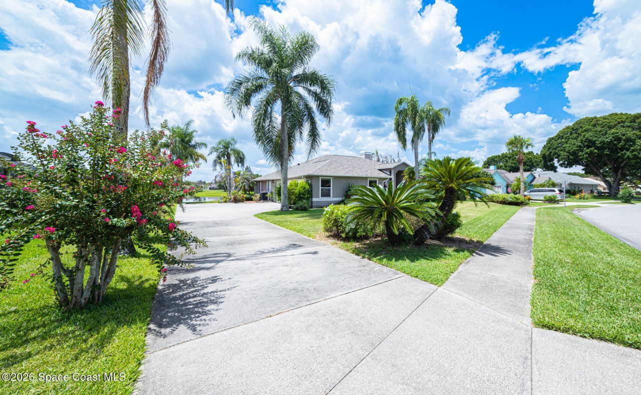 211 Lake Shore Drive , Merritt Island, FL 32953 Photo