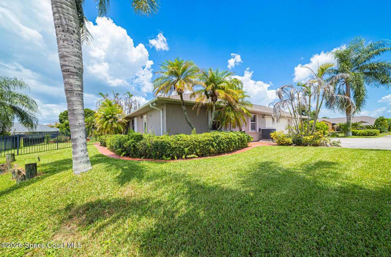211 Lake Shore Drive , Merritt Island, FL 32953 Photo