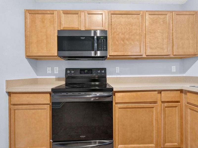 657 Gleaming Drive, Galloway, OH 43119 Photo 13