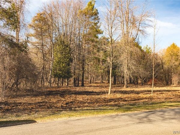 14045 Military Road , Sackets Harbor, NY 13685
