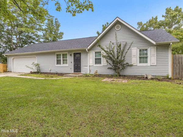 209 Rawls Court, Jacksonville, NC 28540