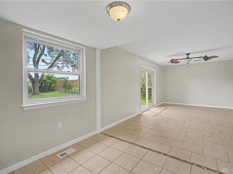 262 Cambridge Drive, Fairborn, OH 45324 Photo 18