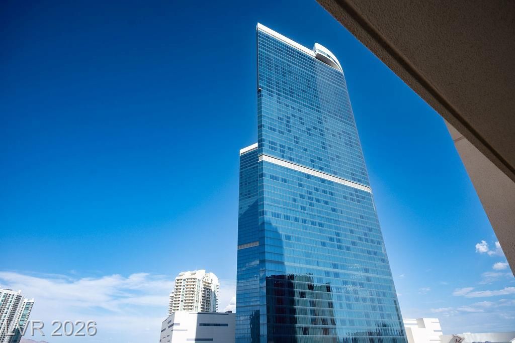 2700 Las Vegas Boulevard, Unit 1104, Las Vegas, NV 89109 Main Photo