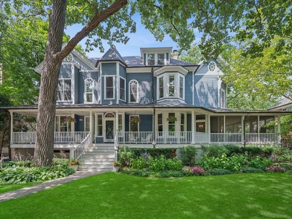 555 Cherry Street , Winnetka, IL 60093