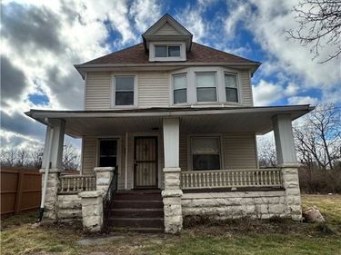 1828 Noble Road, East Cleveland, OH 44112