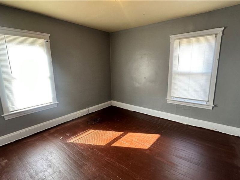 1828 Noble Road, East Cleveland, OH 44112 Photo 12