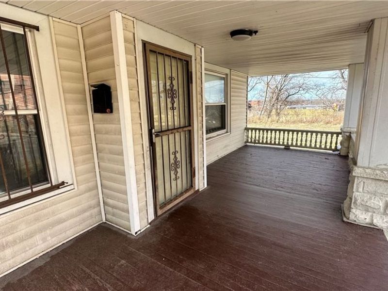 1828 Noble Road, East Cleveland, OH 44112 Photo 5