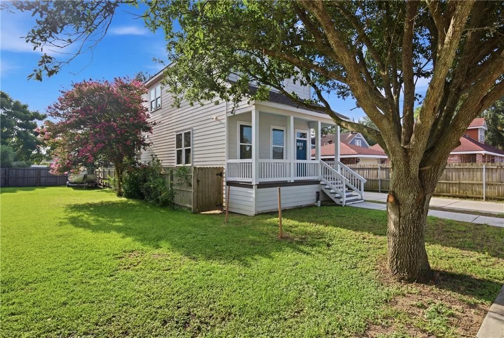 4911 PAUGER Street  New Orleans, LA 70122